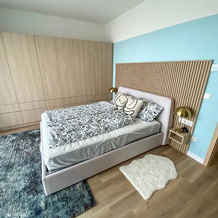 Platan Garden 301
